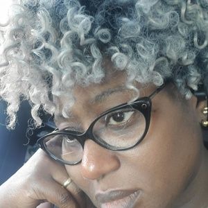 Meet your Posher, Trina